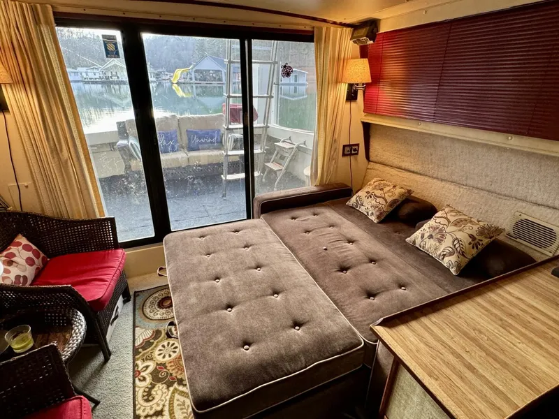 Slide: The Image of Silverton 34 Convertible 1979 - 5882926