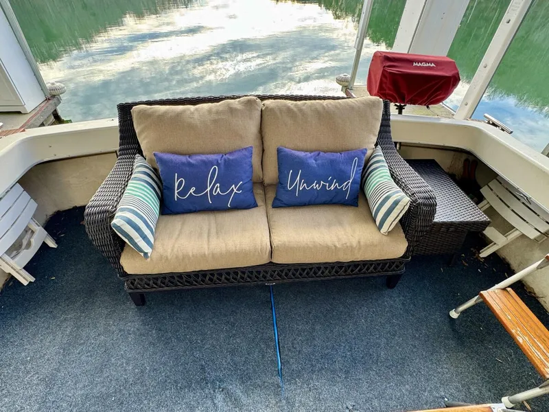 Slide: The Image of Silverton 34 Convertible 1979 - 5882933