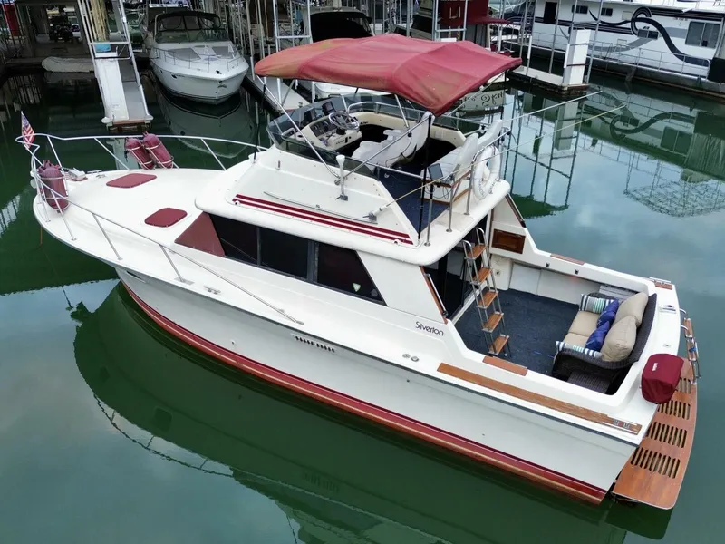 Slide: The Image of Silverton 34 Convertible 1979 - 5882857