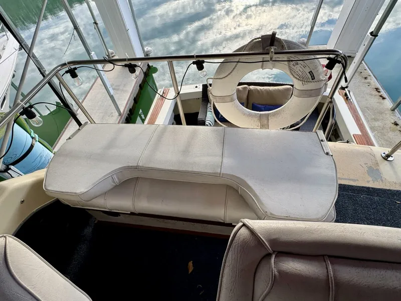 Slide: The Image of Silverton 34 Convertible 1979 - 5882943