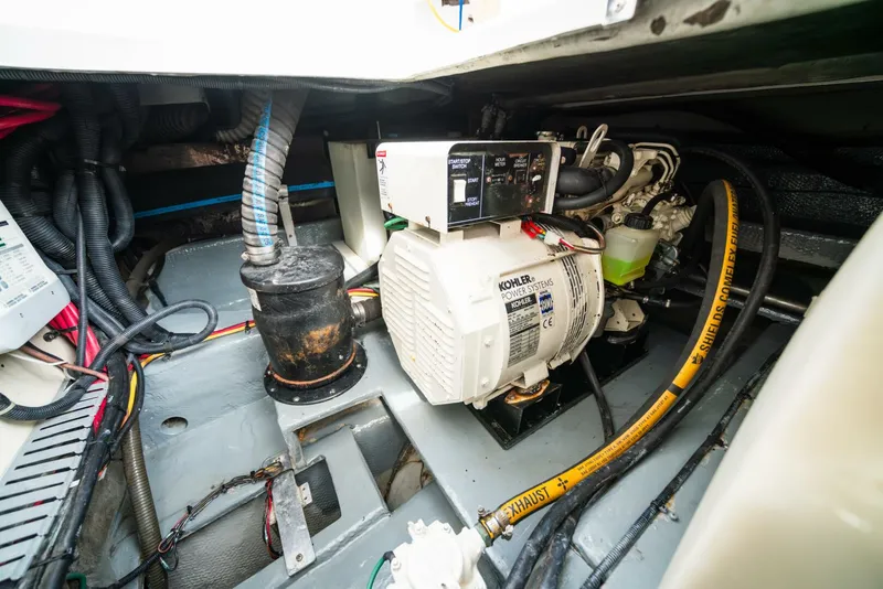 Slide: The Image of Mainship 390 Trawler 2003 - 5892009