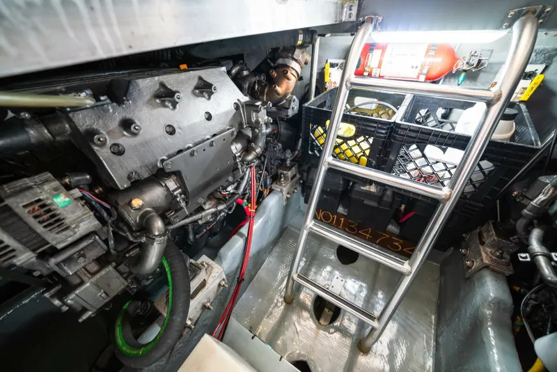 Slide: The Image of Mainship 390 Trawler 2003 - 5892013