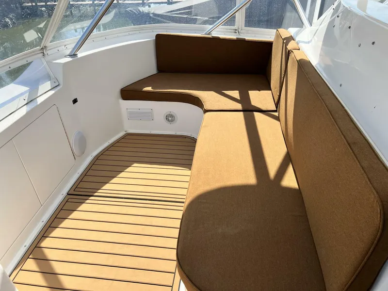 Slide: The Image of Viking 55 DOUBLE NICKEL - Fly Bridge Seating 1999 Viking 55 DOUBLE NICKEL - 5883545