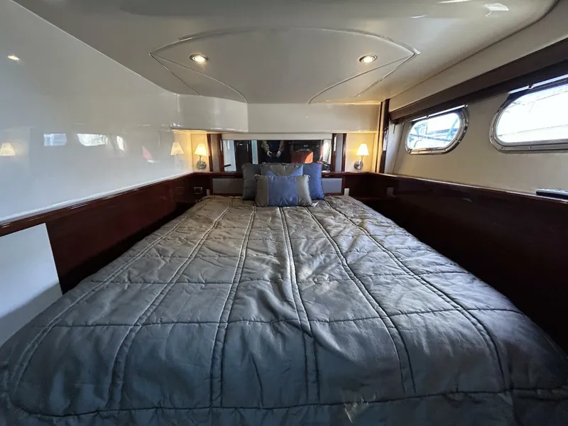 Slide: The Image of Sea Ray 52 Sedan Bridge 2008 - 5883422