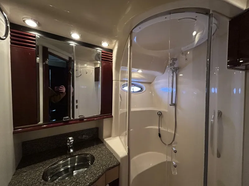 Slide: The Image of Sea Ray 52 Sedan Bridge 2008 - 5883425