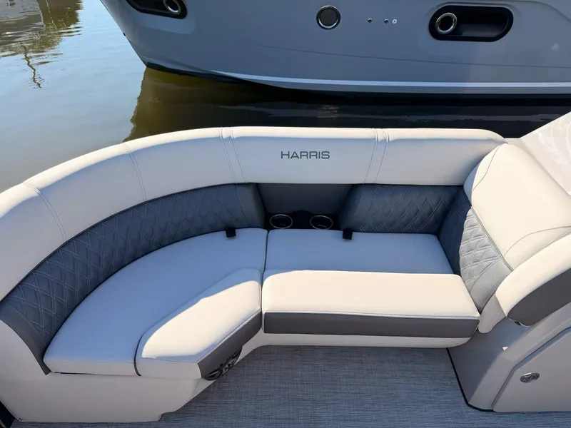 Slide: The Image of Harris 230 Sunliner 2023 - 5883637
