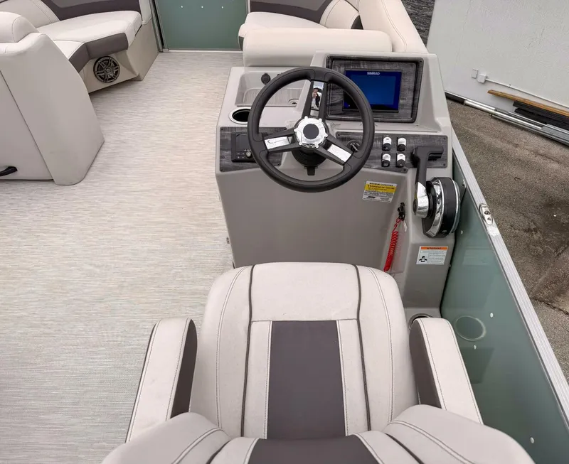 Slide: The Image of Harris 210 Cruiser 2023 - 5892092