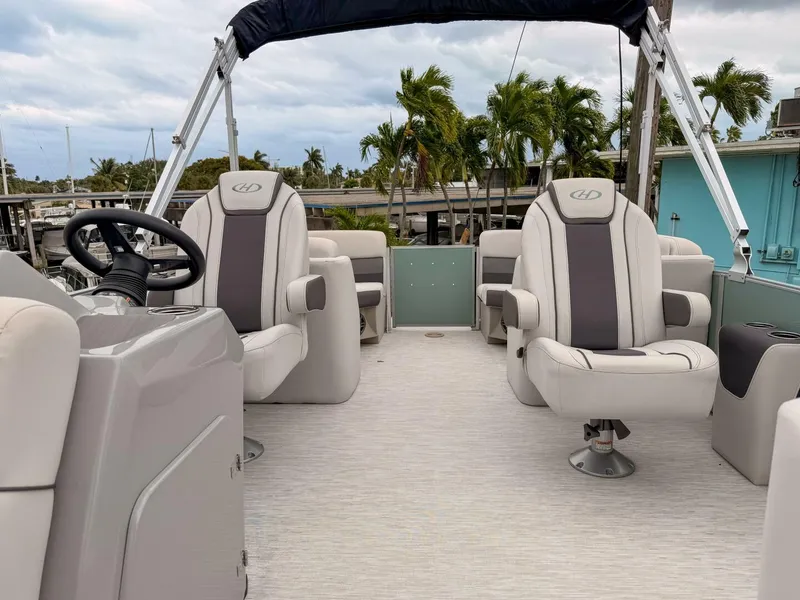 Slide: The Image of Harris 210 Cruiser 2023 - 5892097