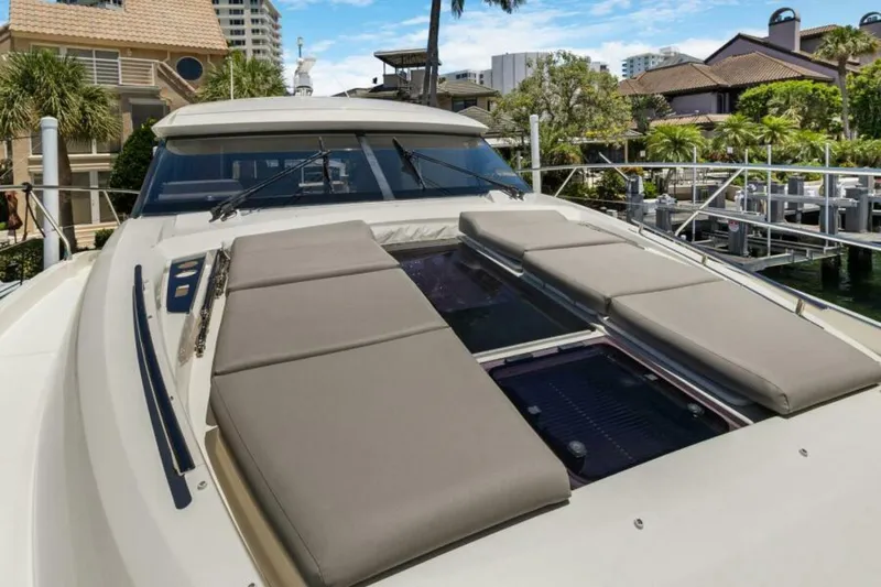 Slide: The Image of Bow Seating - 5883769