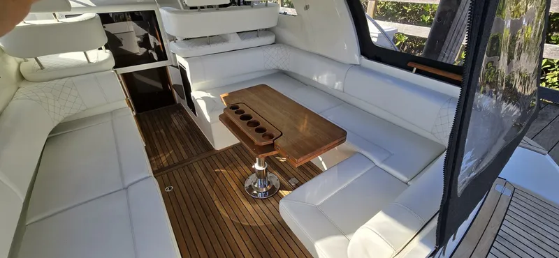 Slide: The Image of Marex 310 Suncruiser 2025 - 5883826