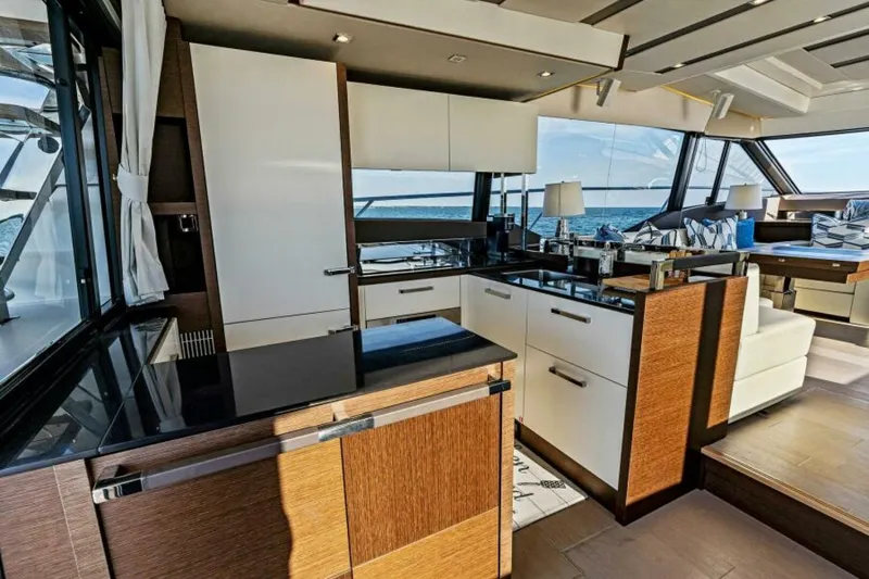 Slide: The Image of 2019 63 Prestige Flybridge - RT Time - Galley - 5883938