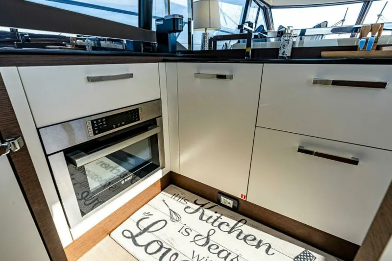 Slide: The Image of 2019 63 Prestige Flybridge - RT Time - Galley - 5883940