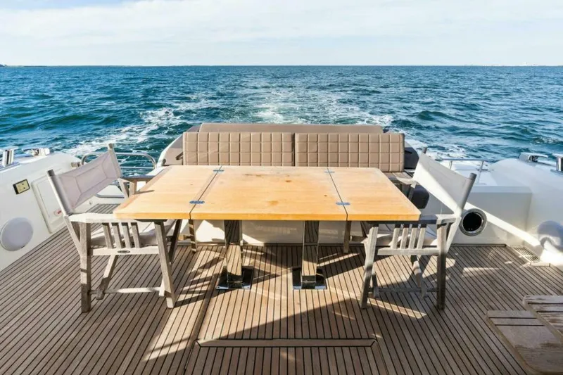 Slide: The Image of 2019 63 Prestige Flybridge - RT Time - Cockpit - 5883989