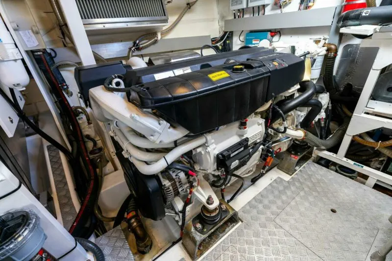 Slide: The Image of 2019 63 Prestige Flybridge - RT Time - Engine Room - 5884007