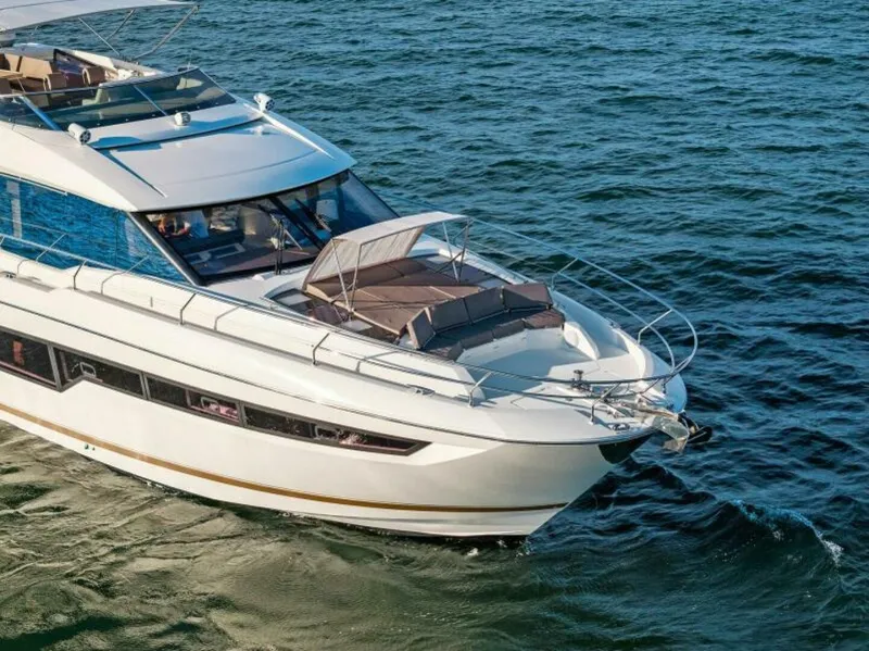 Slide: The Image of 2019 63 Prestige Flybridge - RT Time - Profile - 5884011