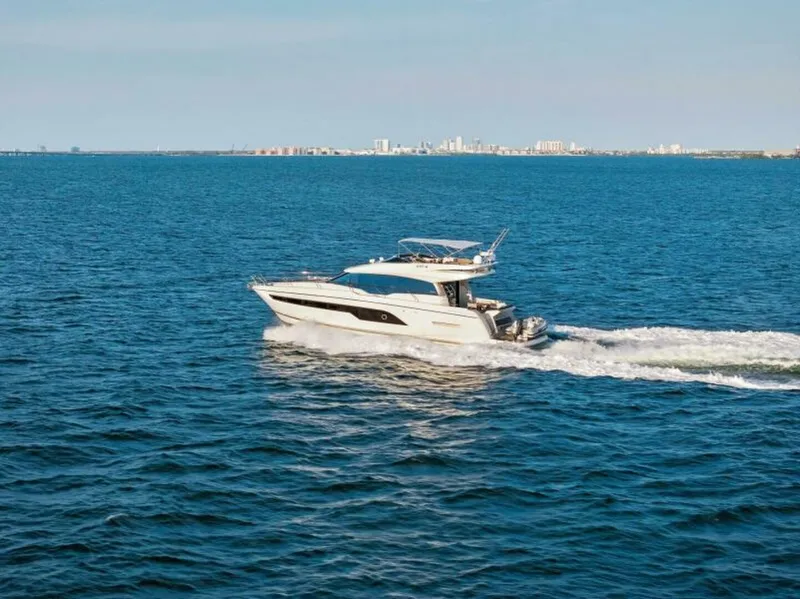 Slide: The Image of 2019 63 Prestige Flybridge - RT Time - Running Profile - 5884023