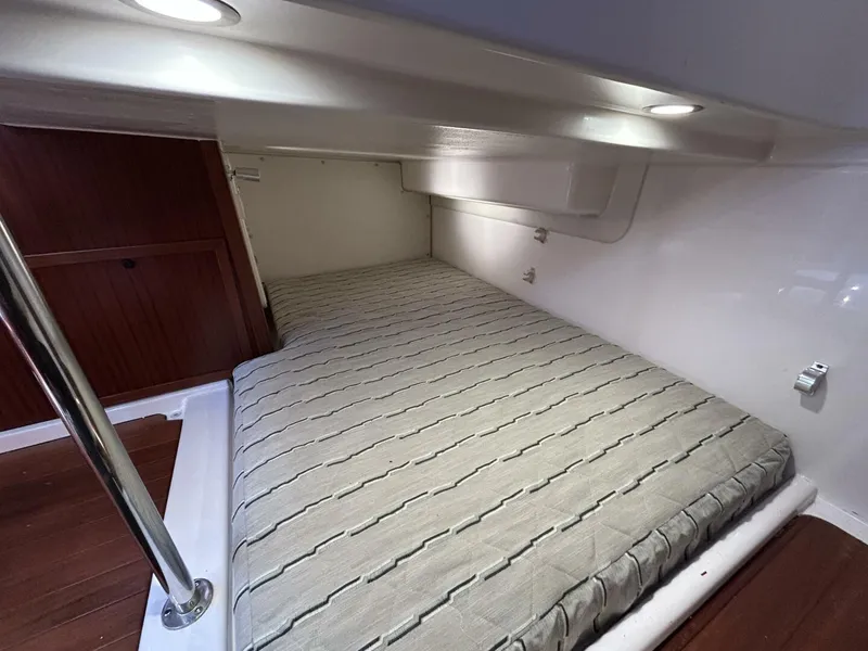 Slide: The Image of Pursuit OS 385 Offshore 2018 - 5884060