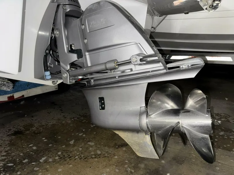 Slide: The Image of Cobalt R3 2018 - 5884086