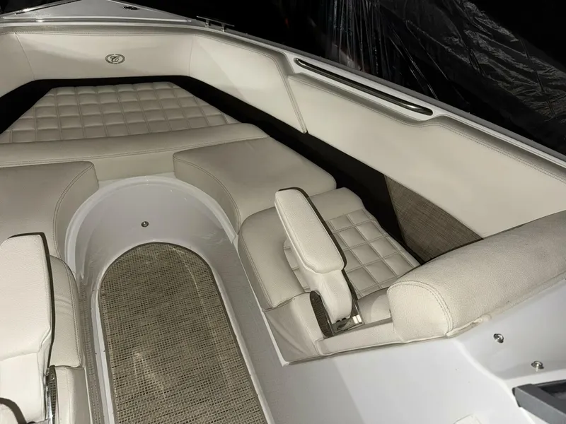 Slide: The Image of Cobalt R3 2018 - 5884069