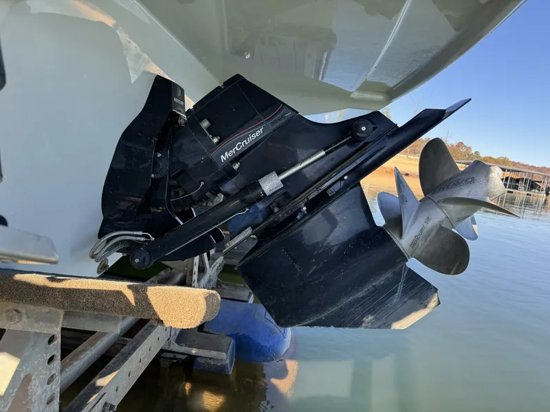 Slide: The Image of Crownline Boats Eclipse E4 2016 - 5974233