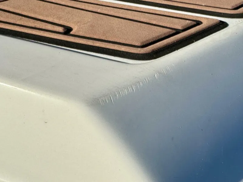 Slide: The Image of Crownline Boats Eclipse E4 2016 - 5974288