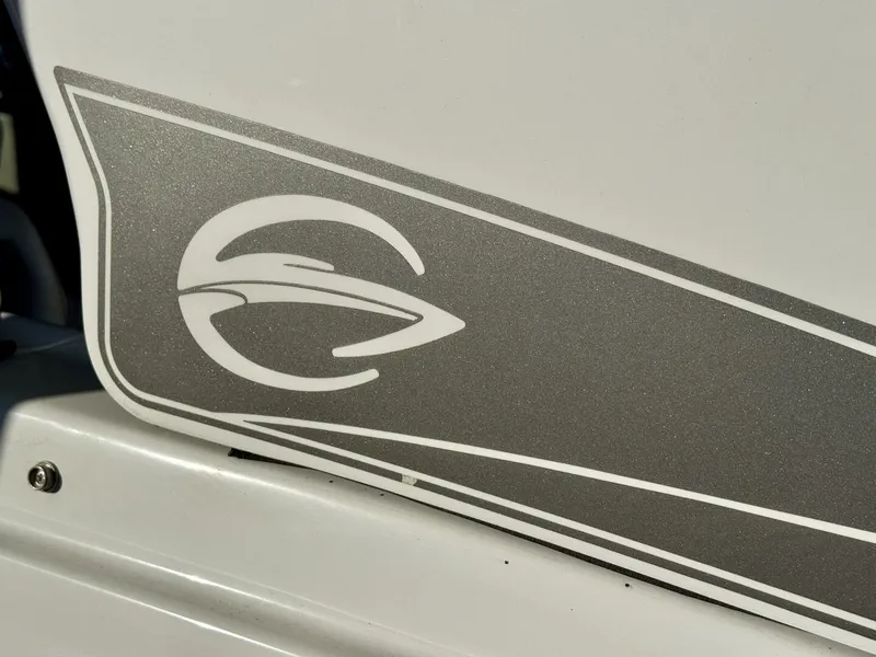 Slide: The Image of Crownline Boats Eclipse E4 2016 - 5974299