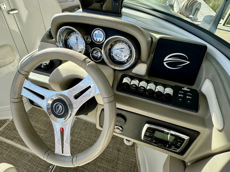 Slide: The Image of Crownline Boats Eclipse E4 2016 - 5974163