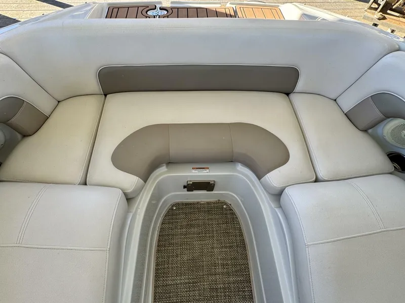 Slide: The Image of Crownline Boats Eclipse E4 2016 - 5974182