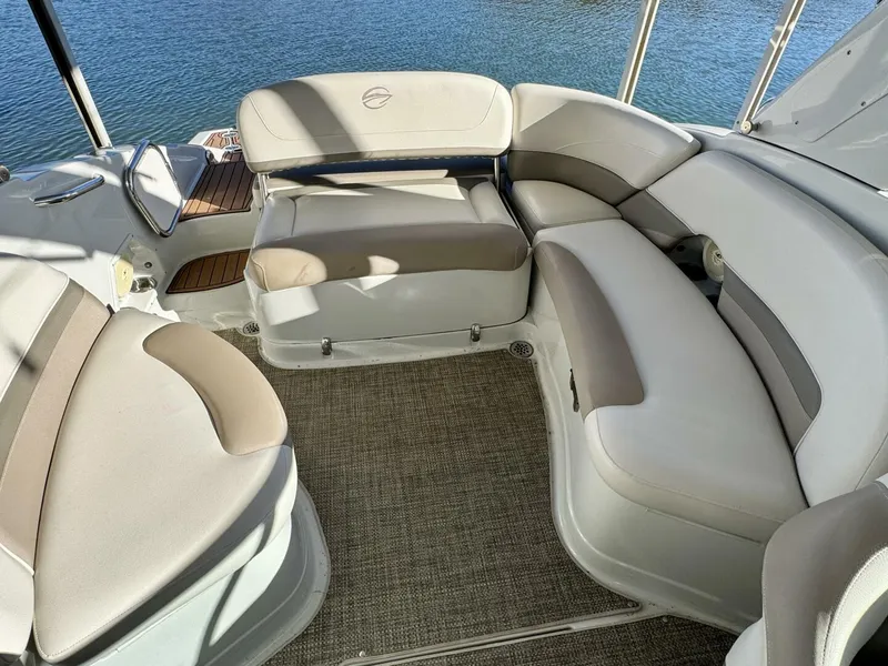 Slide: The Image of Crownline Boats Eclipse E4 2016 - 5974205