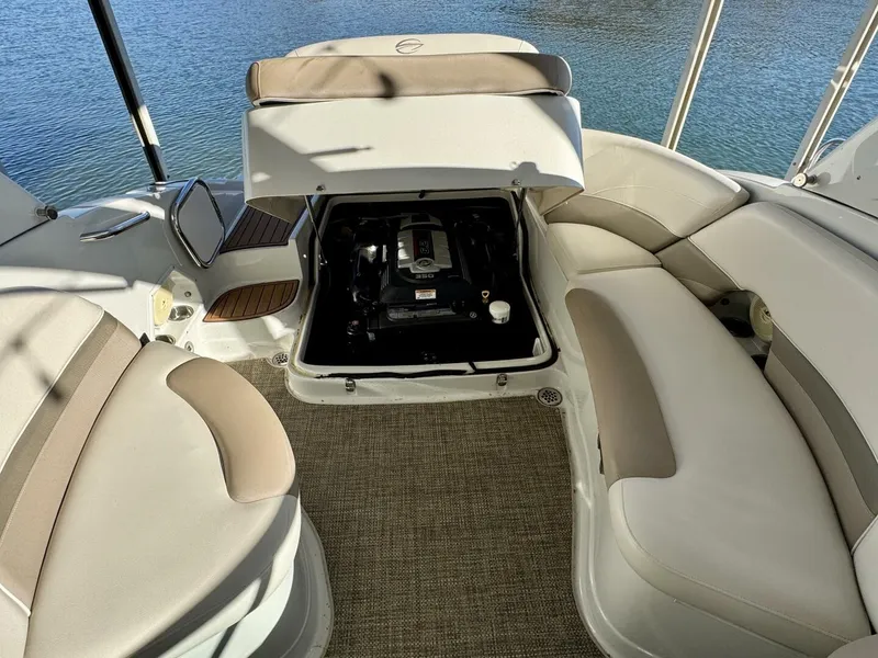 Slide: The Image of Crownline Boats Eclipse E4 2016 - 5974206