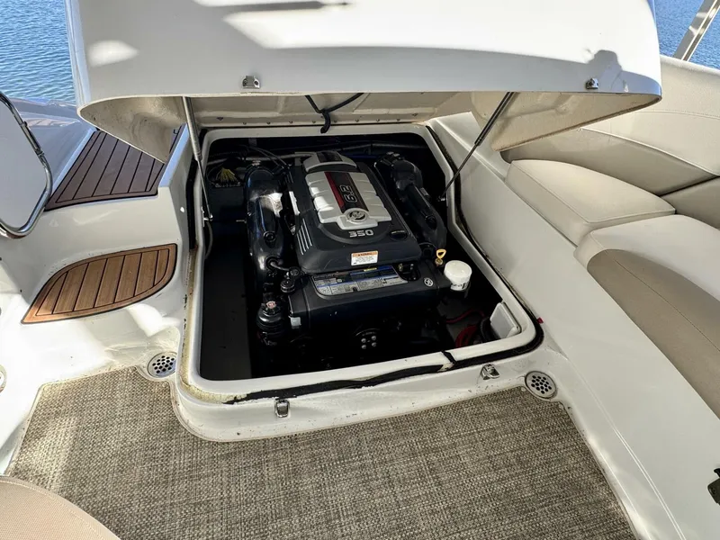 Slide: The Image of Crownline Boats Eclipse E4 2016 - 5974207