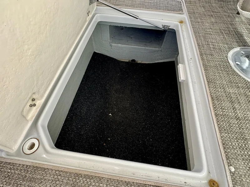 Slide: The Image of Crownline Boats Eclipse E4 2016 - 5974218