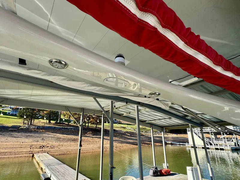 Slide: The Image of Crownline Boats Eclipse E4 2016 - 5974222