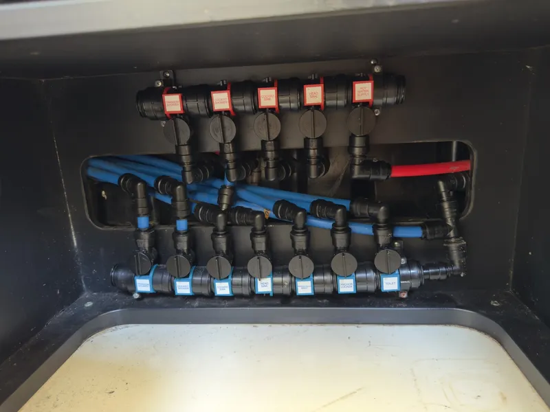 Slide: The Image of Boston Whaler 350 Outrage 2016 - 6036297