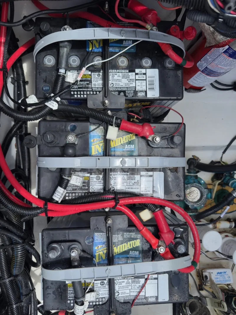 Slide: The Image of Boston Whaler 350 Outrage 2016 - 6036325