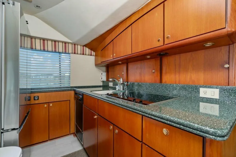 Slide: The Image of Ocean Yachts 56 TUNAR - Galley 1999 Ocean Yachts 56 TUNAR - 5896262