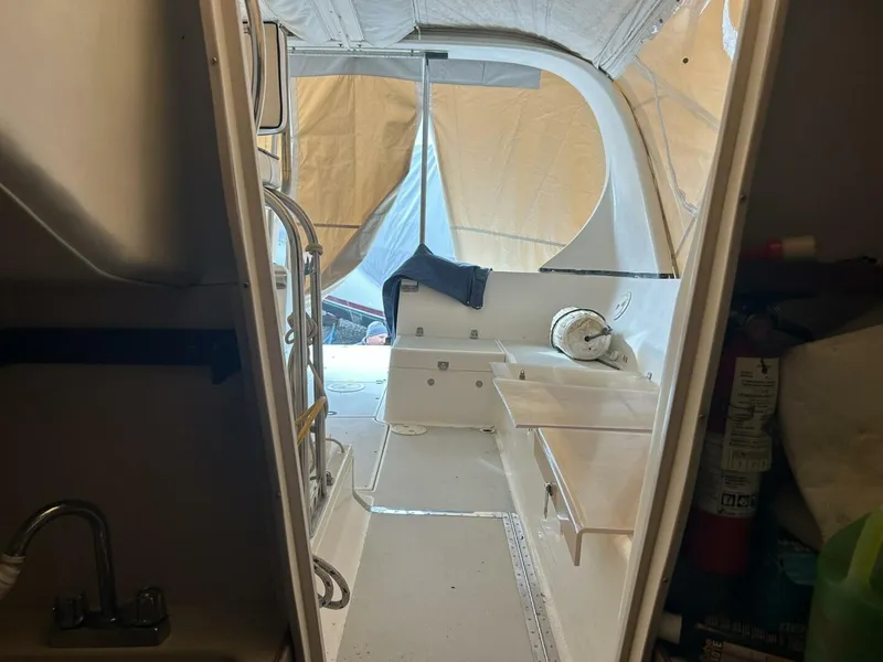 Slide: The Image of 1991 Tillotson-Pearson Manta - 5908700