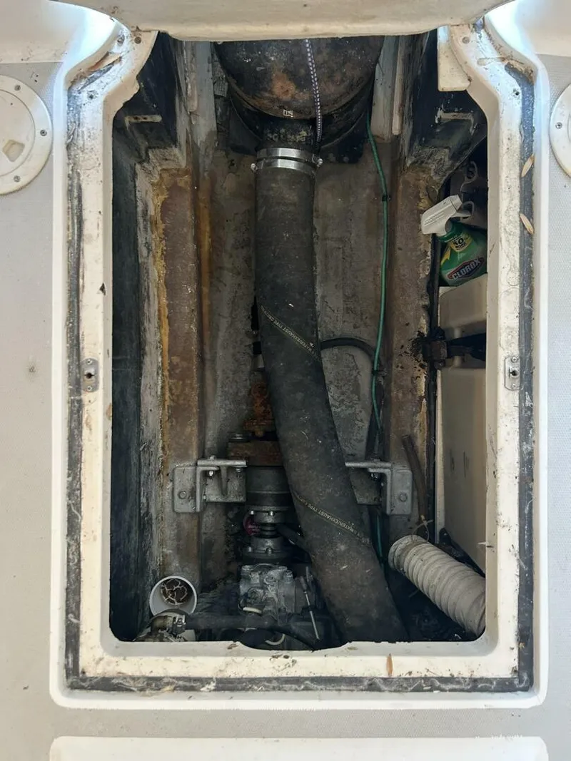 Slide: The Image of 1991 Tillotson-Pearson Manta - 5908706