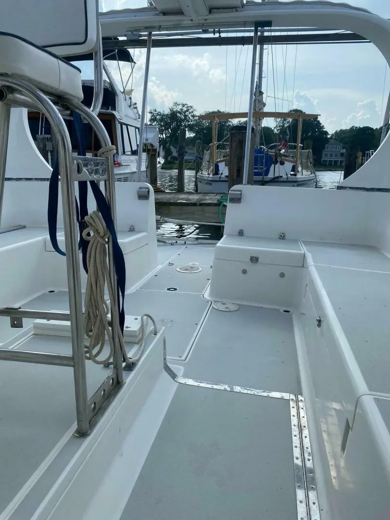 Slide: The Image of 1991 Tillotson-Pearson Manta - 5909170