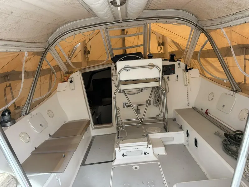 Slide: The Image of 1991 Tillotson-Pearson Manta - 5908683