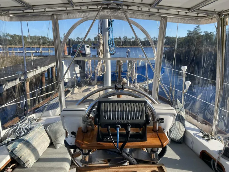 Slide: The Image of Blue Water Vagabond 42 Center Cockpit 1983 - 5885570