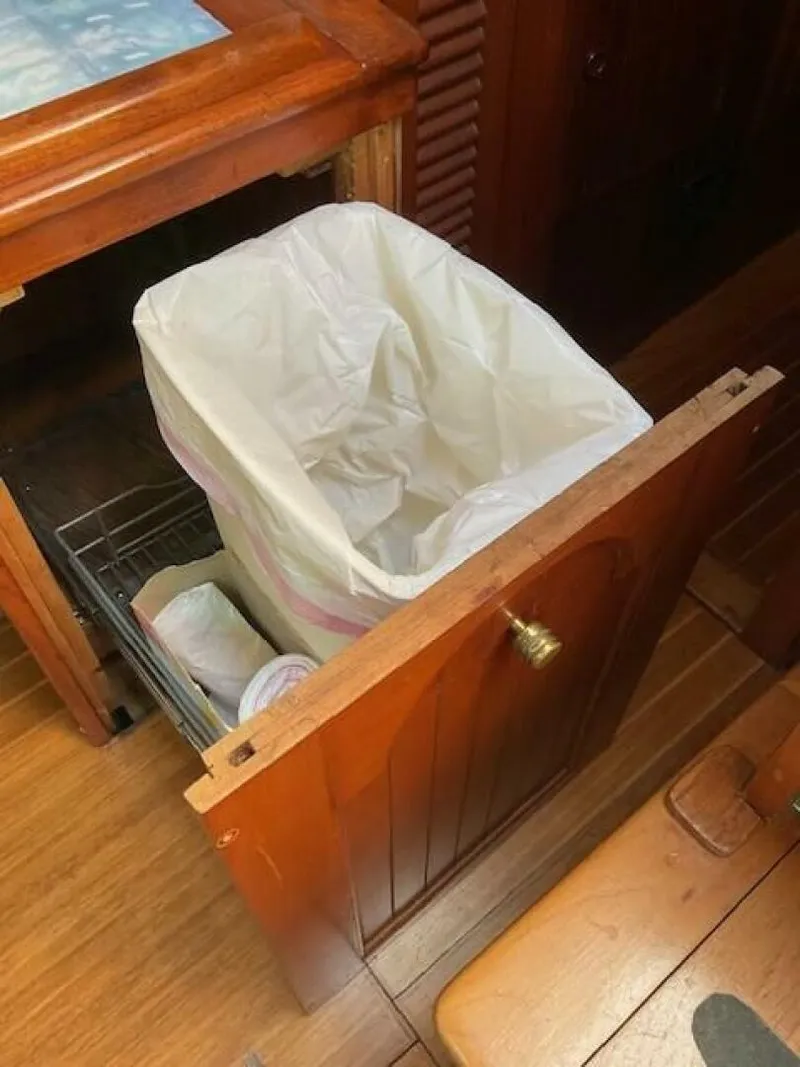 Slide: The Image of V2 Galley Trash - 5920545