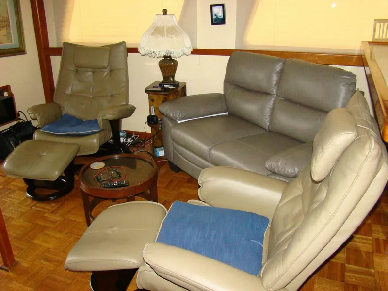 Slide: The Image of Custom Trawler 1991 - 5885829