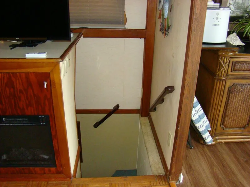 Slide: The Image of Custom Trawler 1991 - 5885836