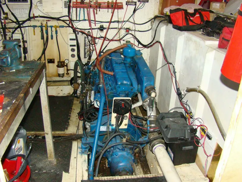 Slide: The Image of Custom Trawler 1991 - 5885864