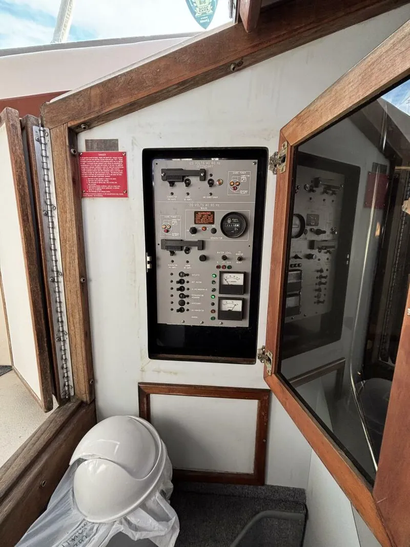 Slide: The Image of Sea Ray 340 Sundancer 1989 - 5885919