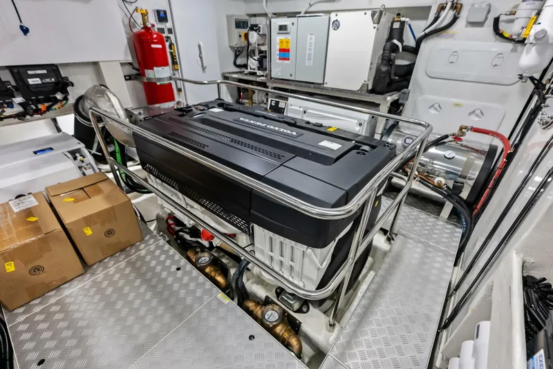 Slide: The Image of Absolute 75 Navetta 2025 - 5911138