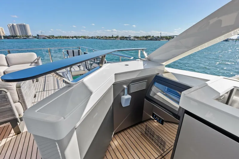 Slide: The Image of Absolute 75 Navetta 2025 - 5911312