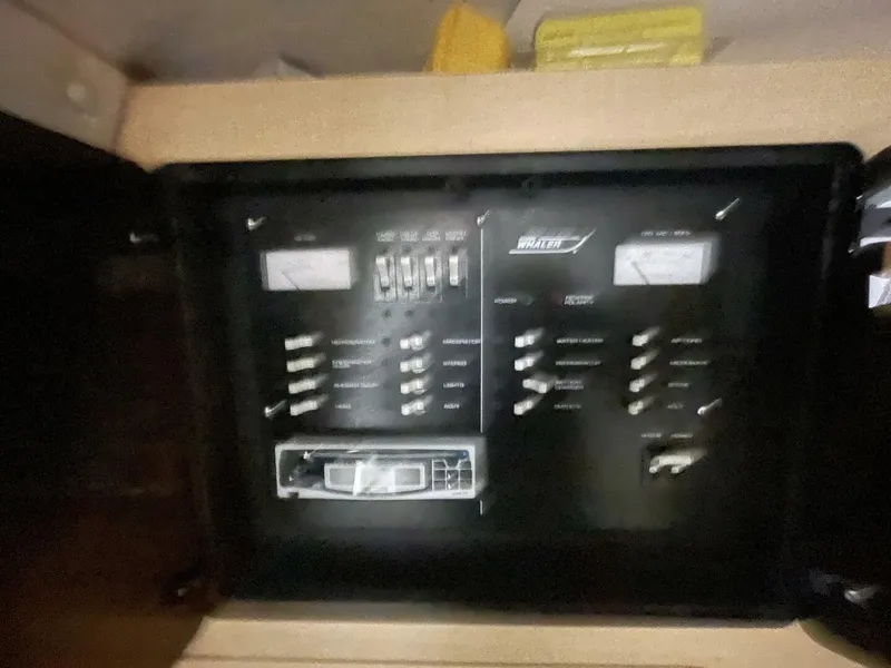 Slide: The Image of Boston Whaler 280 Conquest 2000 - 5885946