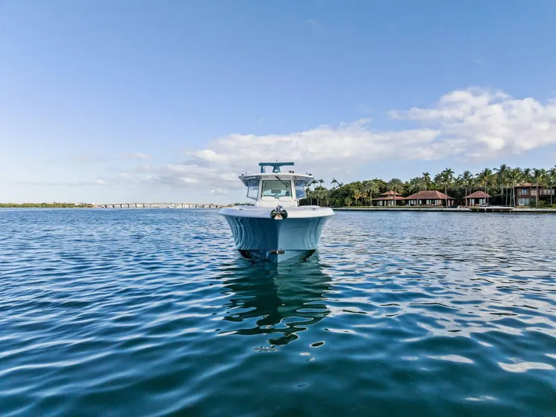 Slide: The Image of HCB 42 Lujo 2023 - 5886270